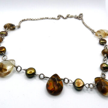 Silverhalsband med Golden Healer